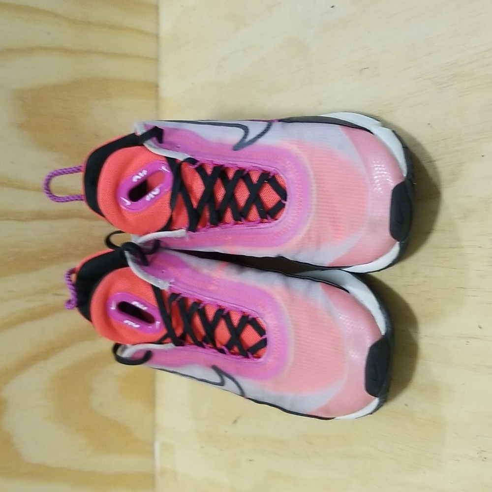 Women's Nike Air Max 2090 Retro Futurism Iced Lilac Pink Orange White Sz 12 - Picture 6 of 9